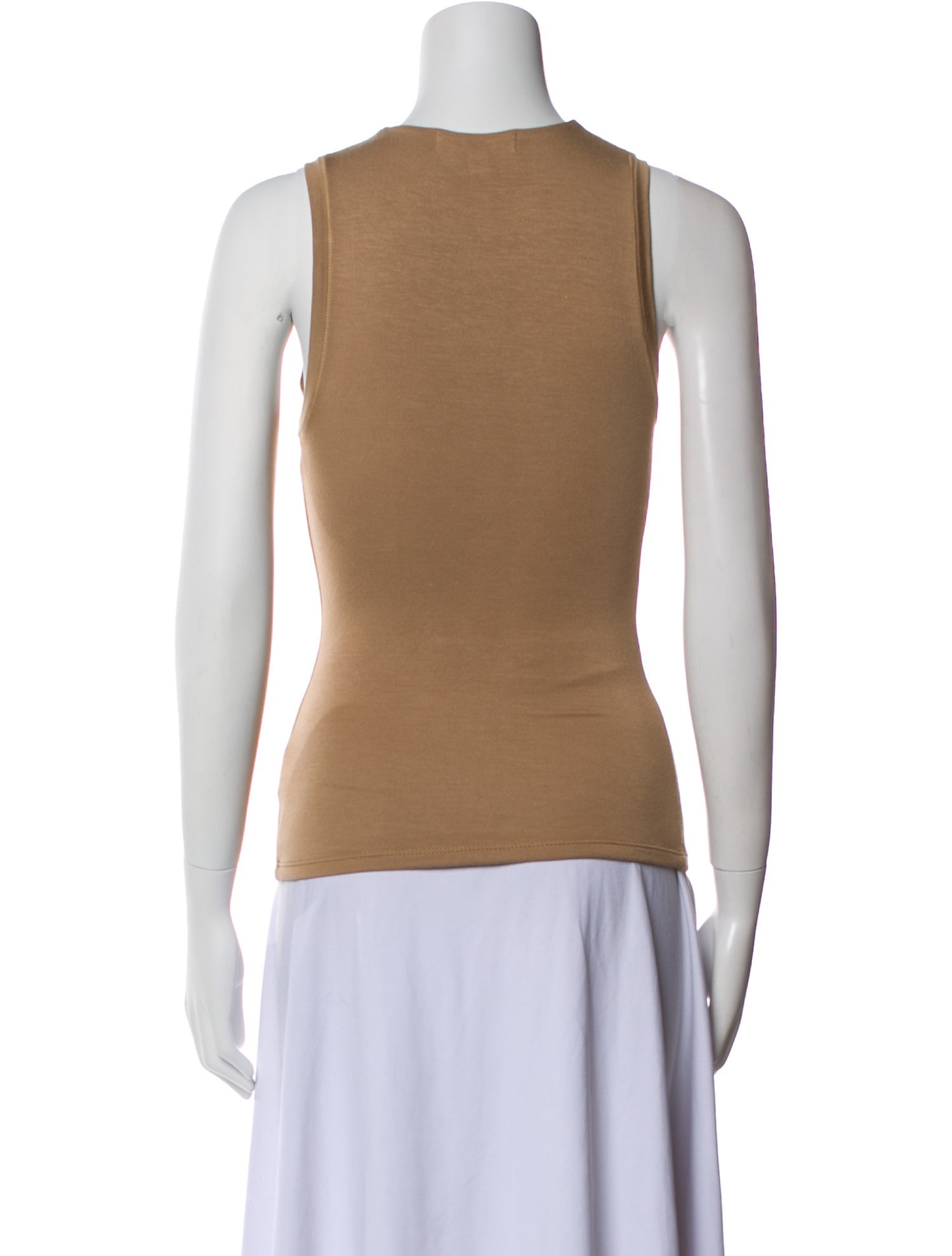 Éterne Scoop Neck Sleeveless Top